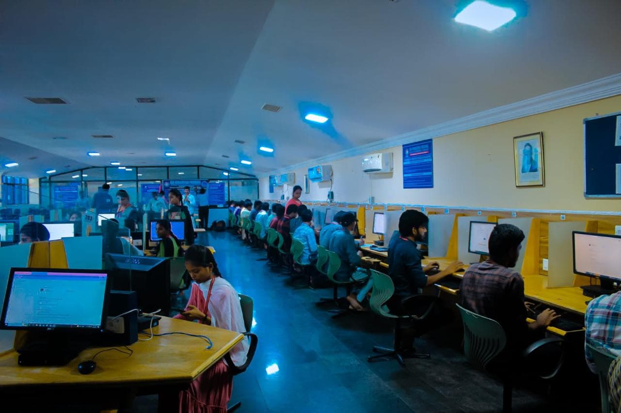 Students at work in the SVPP computer laboratory